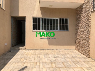 Sobrado, 3 quartos, 200 m² - Foto 1