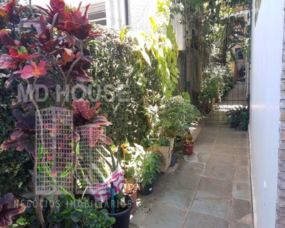 Casa, 5 quartos, 300 m² - Foto 1