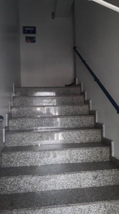 Prédio Inteiro - Foto 1