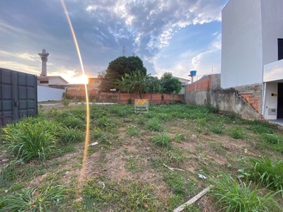 Loteamento e Condomínio - Foto 1