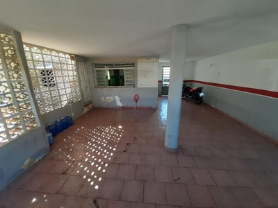 Casa, 2 quartos, 250 m² - Foto 3