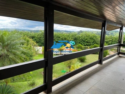 Casa, 5 quartos, 1640 m² - Foto 1