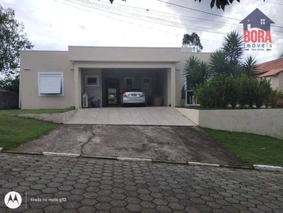 Casa, 3 quartos, 217 m² - Foto 1