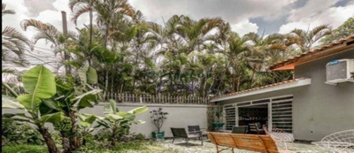 Casa, 4 quartos, 292 m² - Foto 1