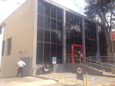 Prédio Inteiro, 1226 m² - Foto 1