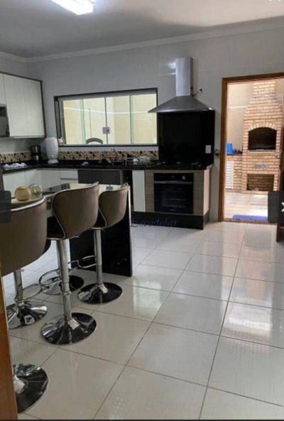 Sobrado, 3 quartos, 178 m² - Foto 2