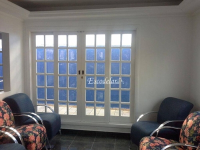 Casa, 7 quartos, 166 m² - Foto 2