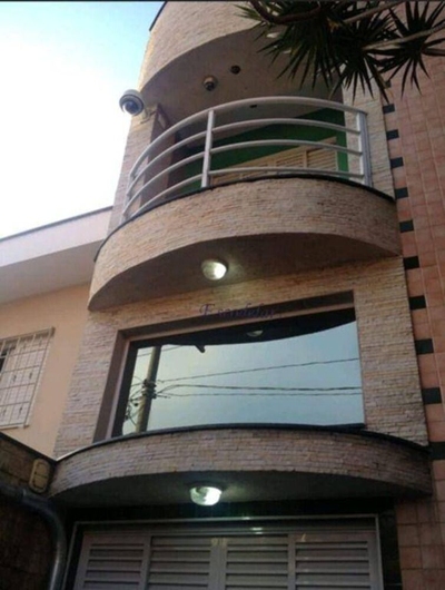Sobrado, 2 quartos, 550 m² - Foto 1