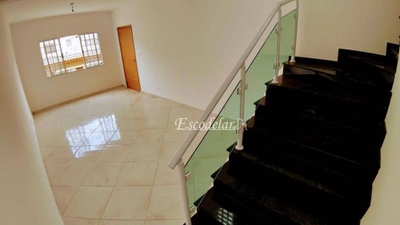 Sobrado, 3 quartos, 214 m² - Foto 1
