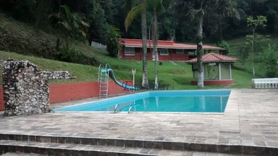 Sítio, 10 quartos, 12 hectares - Foto 1