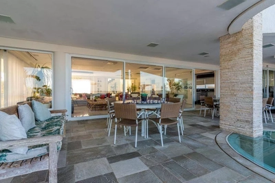 Casa, 10 quartos, 818 m² - Foto 3