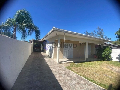 Casa, 3 quartos, 200 m² - Foto 1