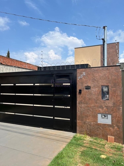 Casa, 3 quartos, 90 m² - Foto 1