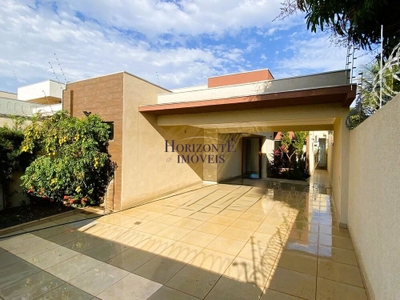 Casa, 3 quartos, 141 m² - Foto 1