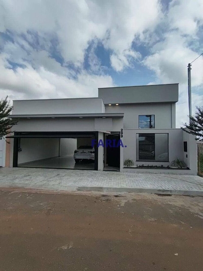 Casa, 3 quartos, 190 m² - Foto 2