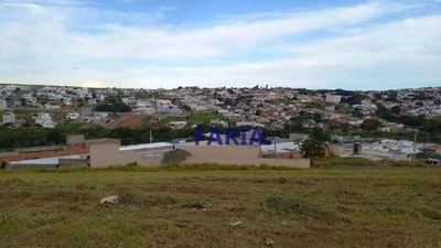 Terreno, 639 m² - Foto 2