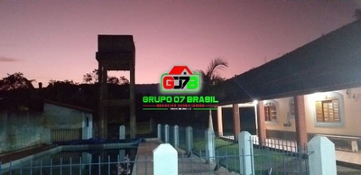 Chácara, 3 quartos, 2818 m² - Foto 1