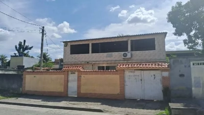 Casa, 3 quartos, 360 m² - Foto 1