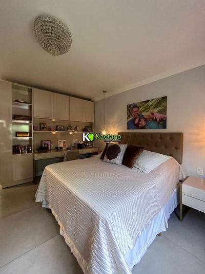 Apartamento, 3 quartos, 235 m² - Foto 1