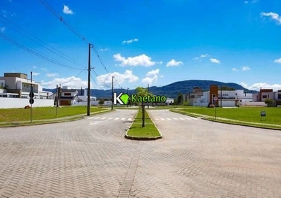 Terreno, 689 m² - Foto 1