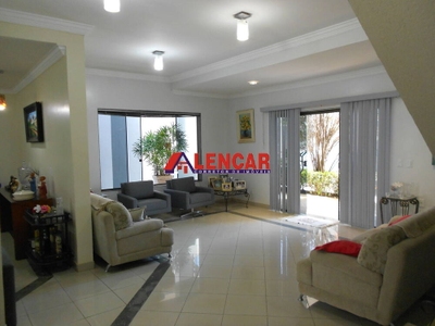 Casa, 4 quartos, 700 m² - Foto 1