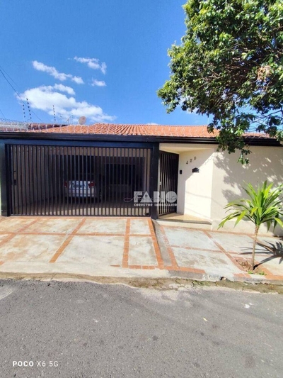 Casa, 3 quartos, 163 m² - Foto 2