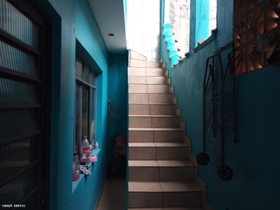 Sobrado, 4 quartos, 250 m² - Foto 1