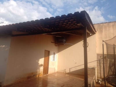 Casa, 2 quartos, 90 m² - Foto 1