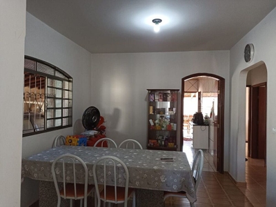 Casa, 3 quartos, 200 m² - Foto 4