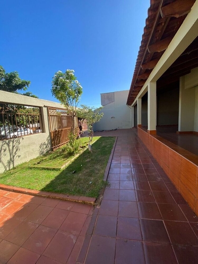 Casa, 3 quartos, 270 m² - Foto 2