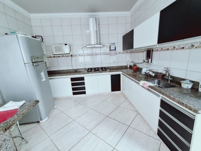 Casa, 4 quartos, 273 m² - Foto 5