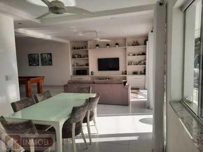Casa, 3 quartos, 340 m² - Foto 1