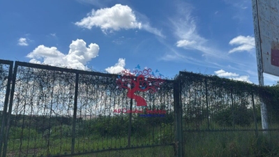 Loteamento e Condomínio - Foto 2