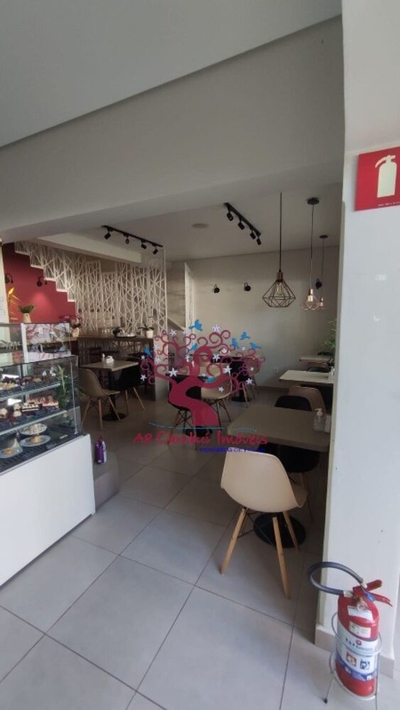 Prédio Inteiro - Foto 1