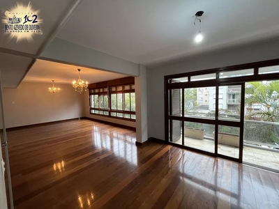 Apartamento, 3 quartos, 250 m² - Foto 1