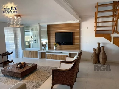 Cobertura, 2 quartos, 207 m² - Foto 1