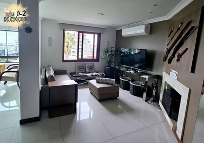 Cobertura, 3 quartos, 296 m² - Foto 1