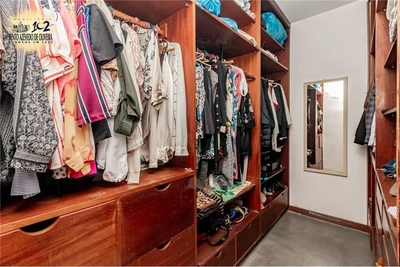 Casa, 6 quartos, 390 m² - Foto 1