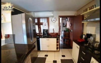 Casa, 3 quartos, 209 m² - Foto 3