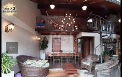 Casa, 3 quartos, 209 m² - Foto 1