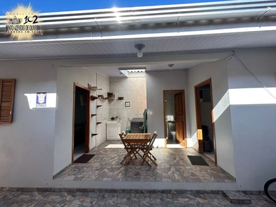 Casa, 4 quartos, 130 m² - Foto 2