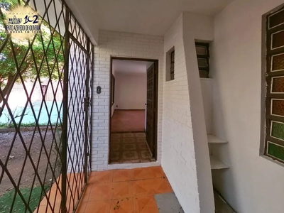 Casa, 4 quartos, 165 m² - Foto 2