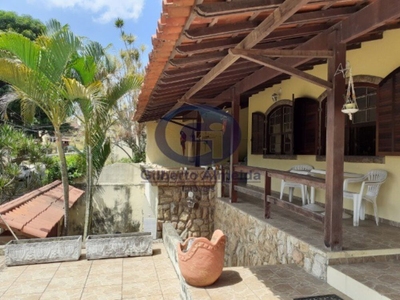 Casa, 4 quartos, 259 m² - Foto 1