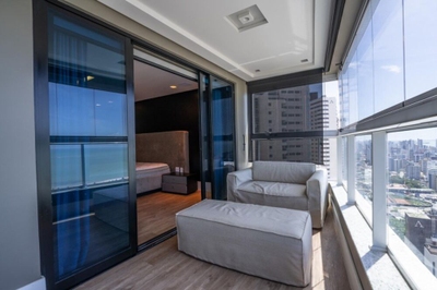 Apartamento, 3 quartos, 245 m² - Foto 1