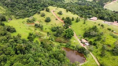 Sítio, 2 quartos, 44000 m² - Foto 3