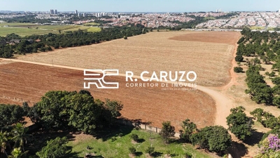 Terreno, 20 hectares - Foto 1