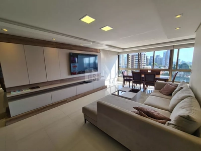 Apartamento, 3 quartos, 195 m² - Foto 1