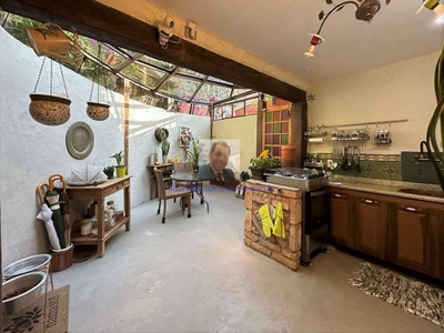 Casa, 5 quartos, 334 m² - Foto 1