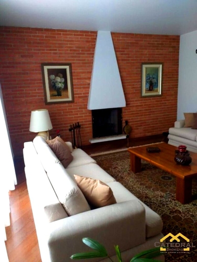 Casa, 3 quartos, 320 m² - Foto 1