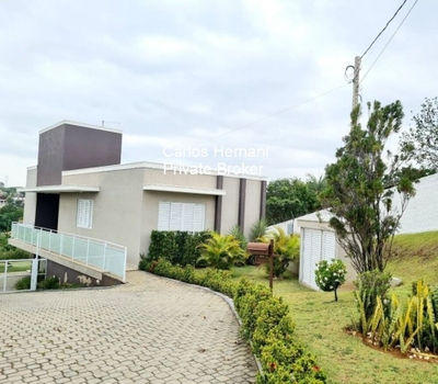 Casa, 4 quartos, 600 m² - Foto 1